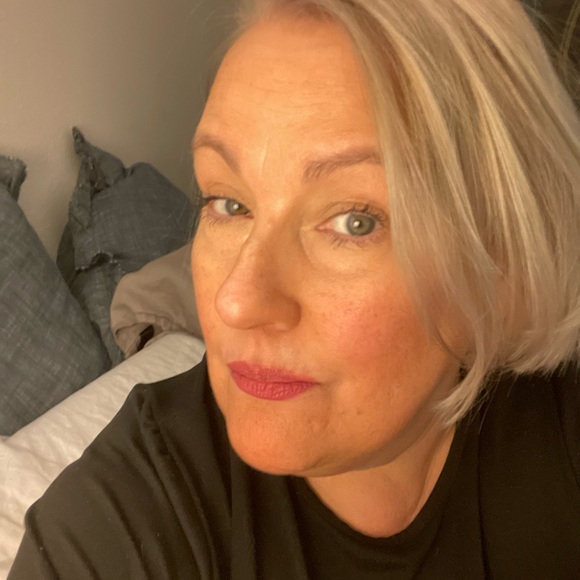 Meet your Posher, Lc - Picture 1 of 1